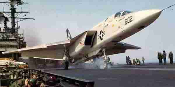 RA5C carrier launch